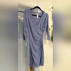 Laundry by Design Blue and White Rouched Dress Size 6